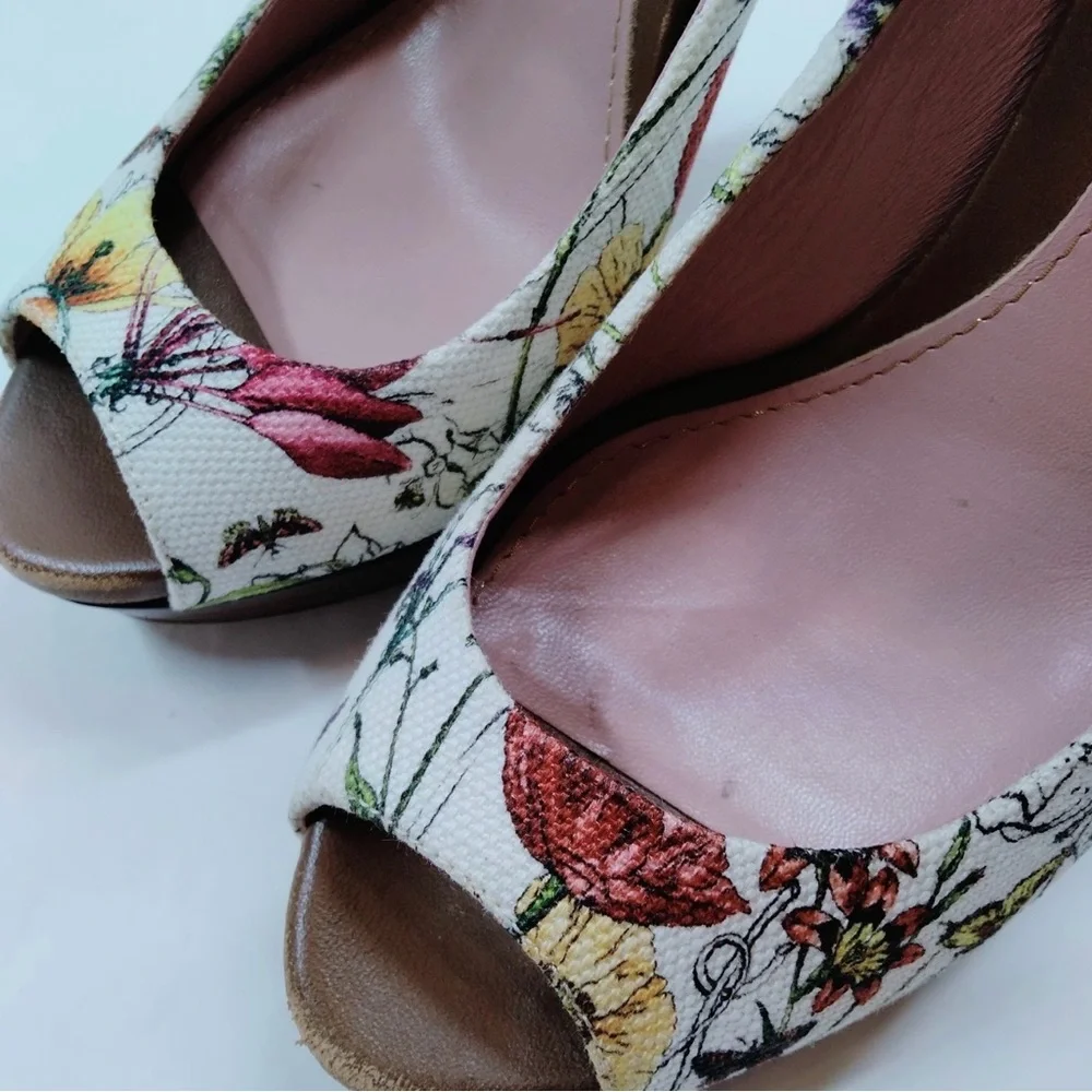 Gucci Pumps Floral Whites Cotton Design Heel